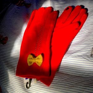 NWT Red Tech Touch Gloves
